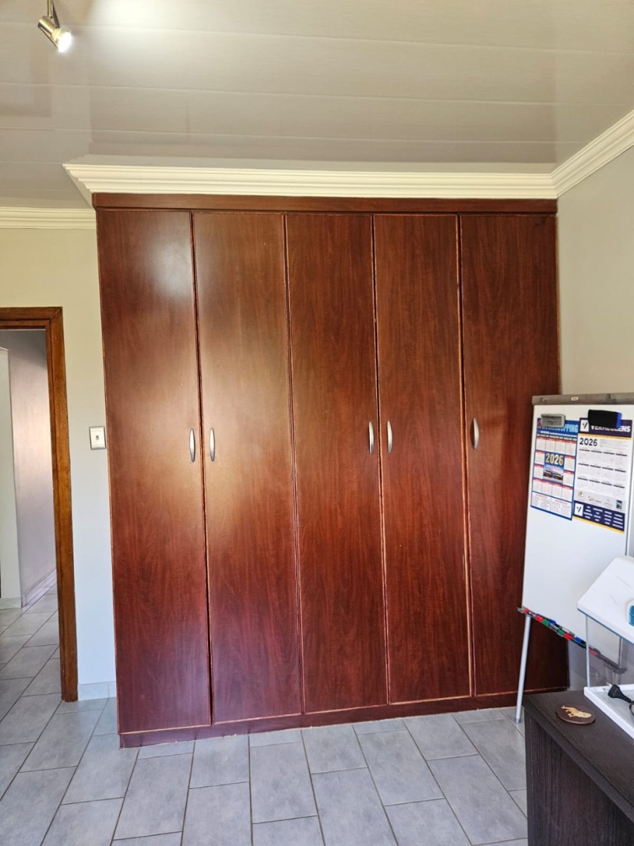 3 Bedroom Property for Sale in Hillcrest Northern Cape